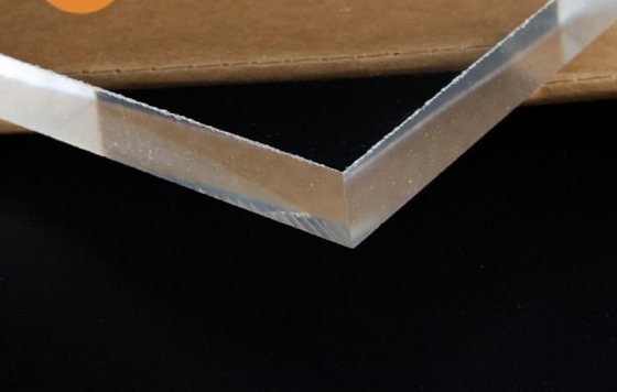 Cadena de producción transparente de la placa de PMMA máquina de la protuberancia de la placa de PMMA