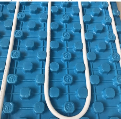 Línea de producción de módulos de calentamiento por suelo radiante de agua caliente de plástico personalizable 450 kg/h