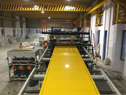 comprar Línea de la máquina de extrusión de perfiles de PVC ASA 350 kg/h online manufacture
