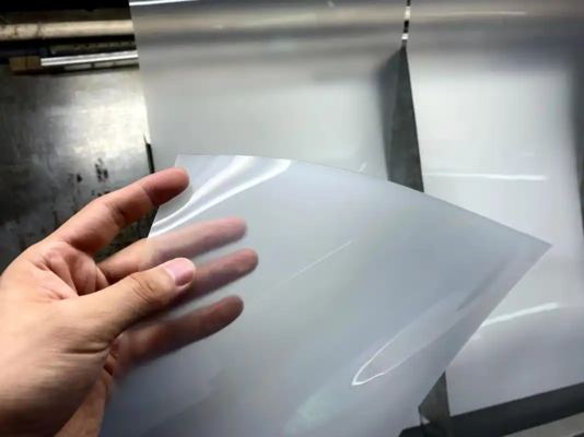 comprar Línea de extrusión de lámina blíster de PP con 80% de material reciclado, coextrusión ABA de 3 capas y ancho de 800-1500 mm online manufacture