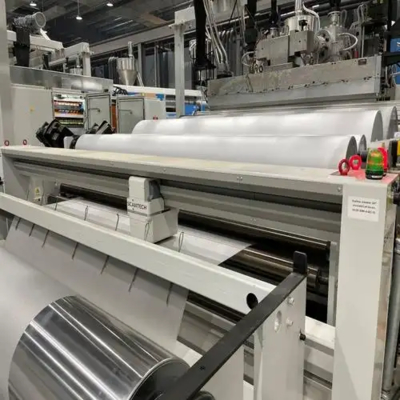 comprar Línea de extrusión de película solar GWELL EVA POE EPE para encapsulación de paneles solares, sin puntos, buena uniformidad, buen control de la temperatura del rodillo online manufacture