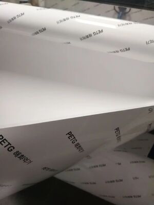 comprar Línea de Extrusión de Lámina Decorativa GAG (PETG-APET-PETG) con Salida de 600KG/H y Rango de Espesor de 0.2-2mm online manufacture