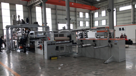 comprar Línea de extrusión de láminas de PET con ancho de 800-1500 mm, no requiere cristalización y diseño de tornillo simple/doble para termoformado online manufacture