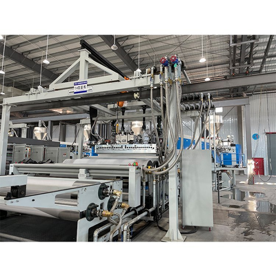 comprar Línea de extrusión de película solar EVA de 2400 mm/2600 mm de ancho con 300-700 kg/h de salida y velocidad máxima de línea de 16 m/s para el encapsulado de paneles solares online manufacture