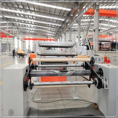 comprar Línea de extrusión de hojas decorativas PETG con capacidad de salida de 400 kg/h, tamaño 1220*2440*1 mm y estructura de tres capas G-A-G online manufacture